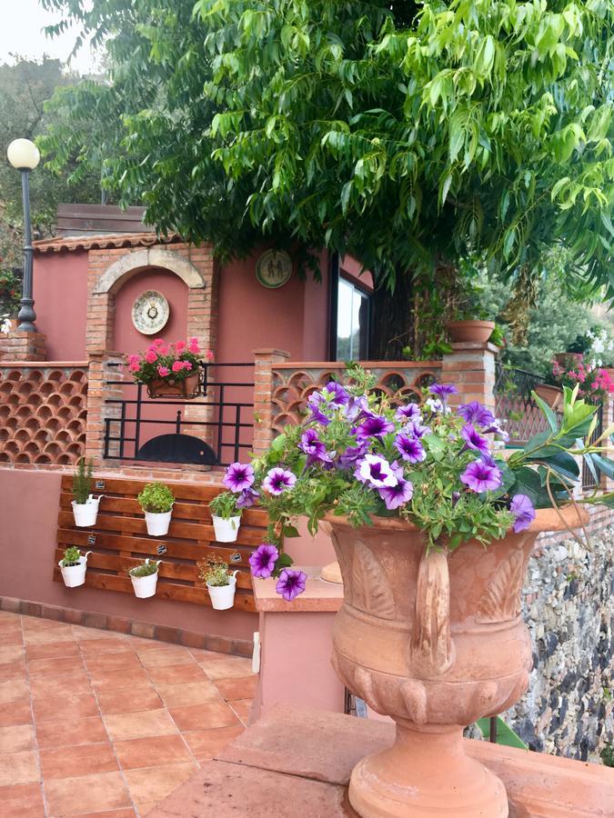 B&B Villa Vittoria Giardini Naxos Exteriér fotografie