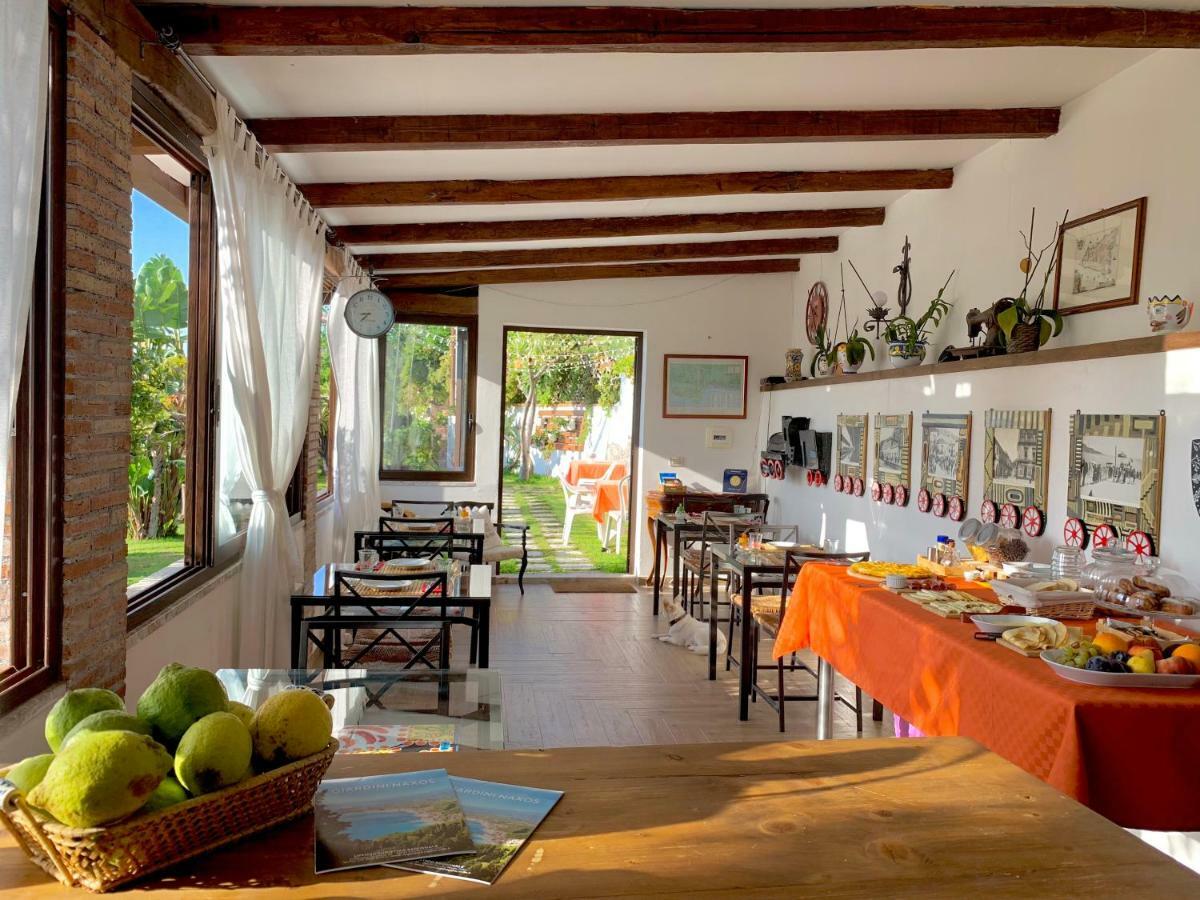 B&B Villa Vittoria Giardini Naxos Exteriér fotografie